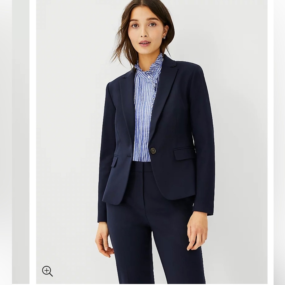 NWT Ann Taylor The Shorter One Button Blazer in Stretch Cotton Navy size 12